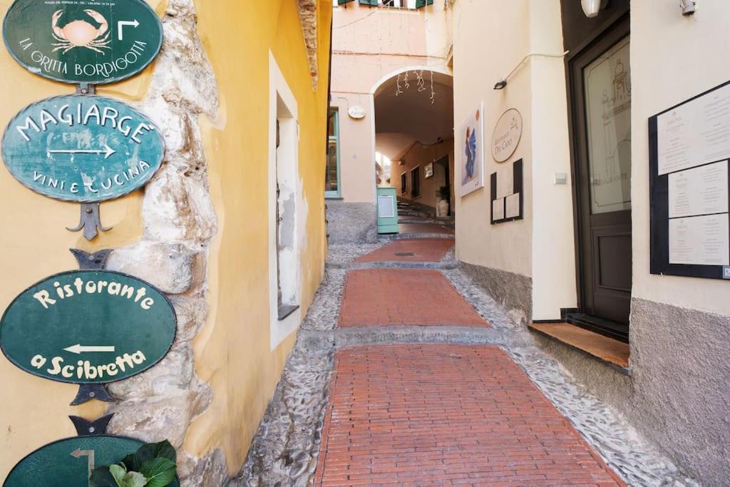 Апартаменты Casa Della Nonna Teresa Бордигера Экстерьер фото